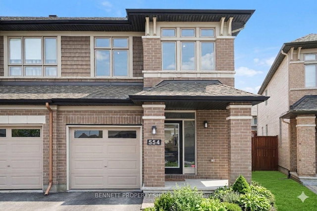 554 Stargazer Crescent