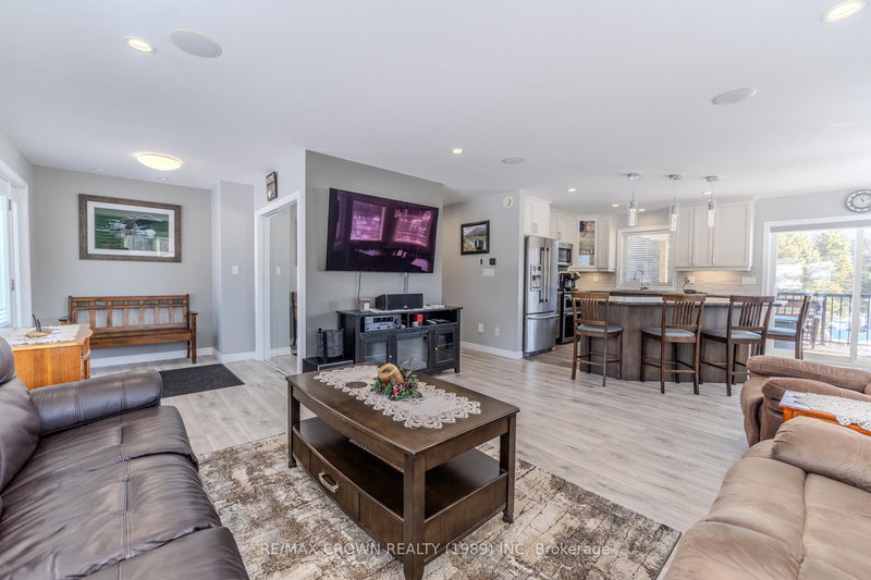 211 Eglington Rd N, East Ferris, P0H 1H0 | Image 3