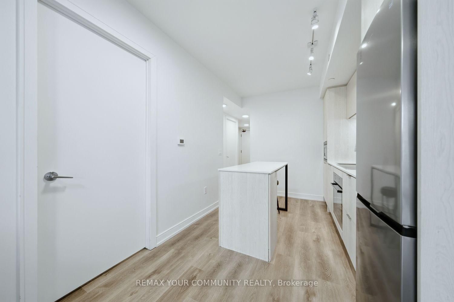 Condo for sale at 1317-1 Jarvis Street, Hamilton, Ontario, L8R 3J2 - Beasley - MLS: X12936898