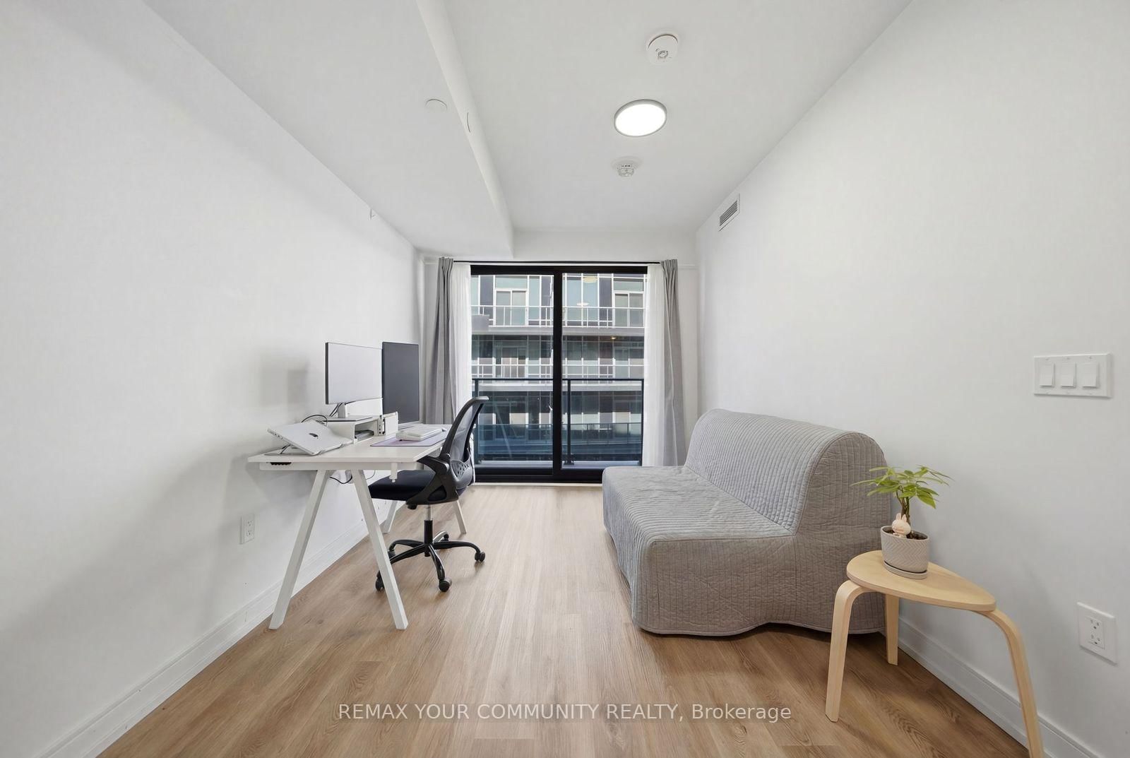 Condo for sale at 1317-1 Jarvis Street, Hamilton, Ontario, L8R 3J2 - Beasley - MLS: X12936898