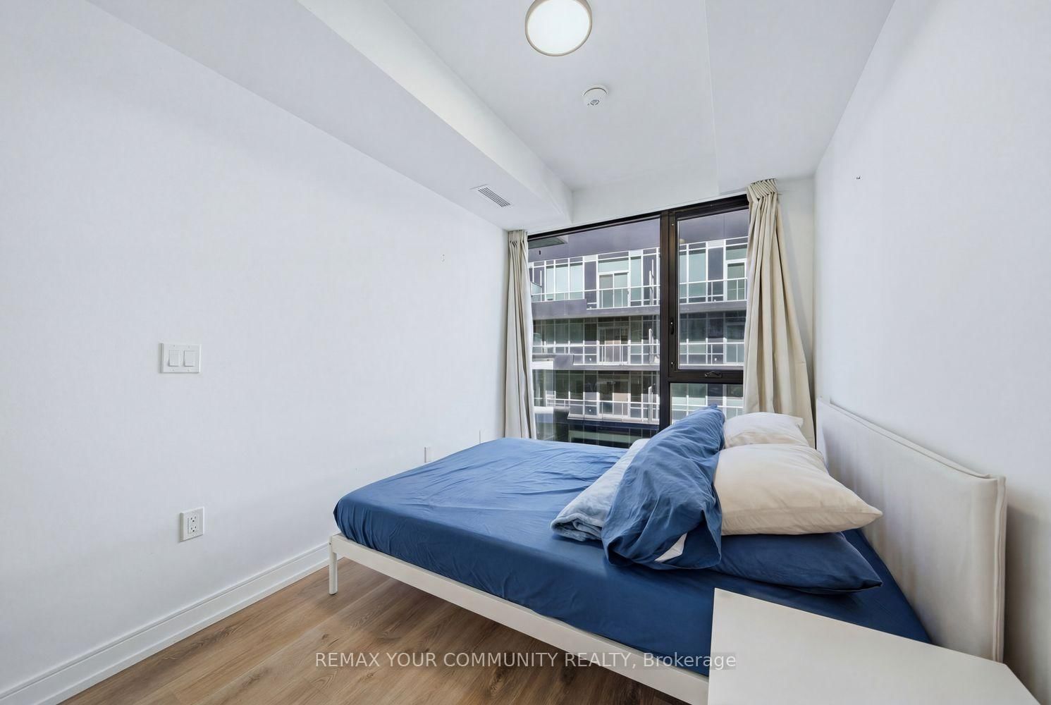 Condo for sale at 1317-1 Jarvis Street, Hamilton, Ontario, L8R 3J2 - Beasley - MLS: X12936898