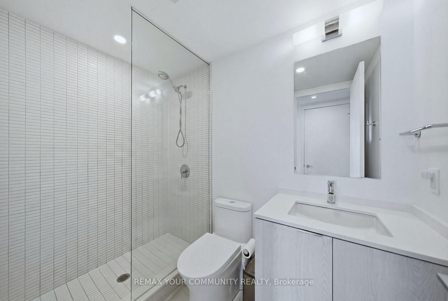 Condo for sale at 1317-1 Jarvis Street, Hamilton, Ontario, L8R 3J2 - Beasley - MLS: X12936898