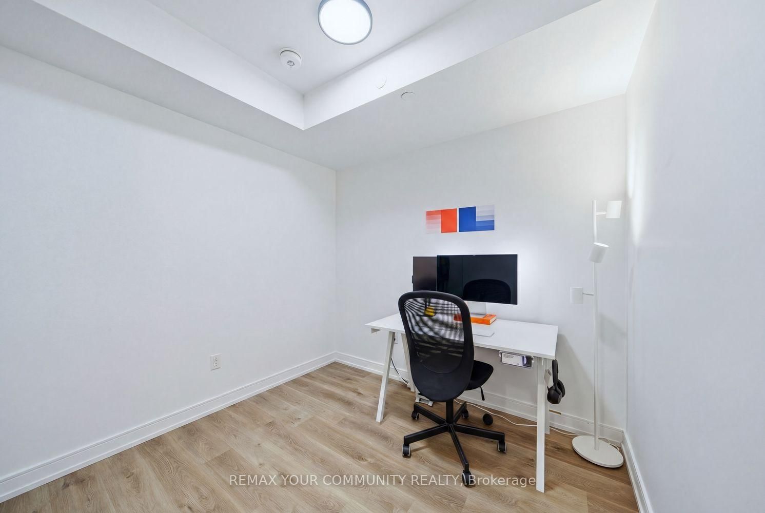 Condo for sale at 1317-1 Jarvis Street, Hamilton, Ontario, L8R 3J2 - Beasley - MLS: X12936898