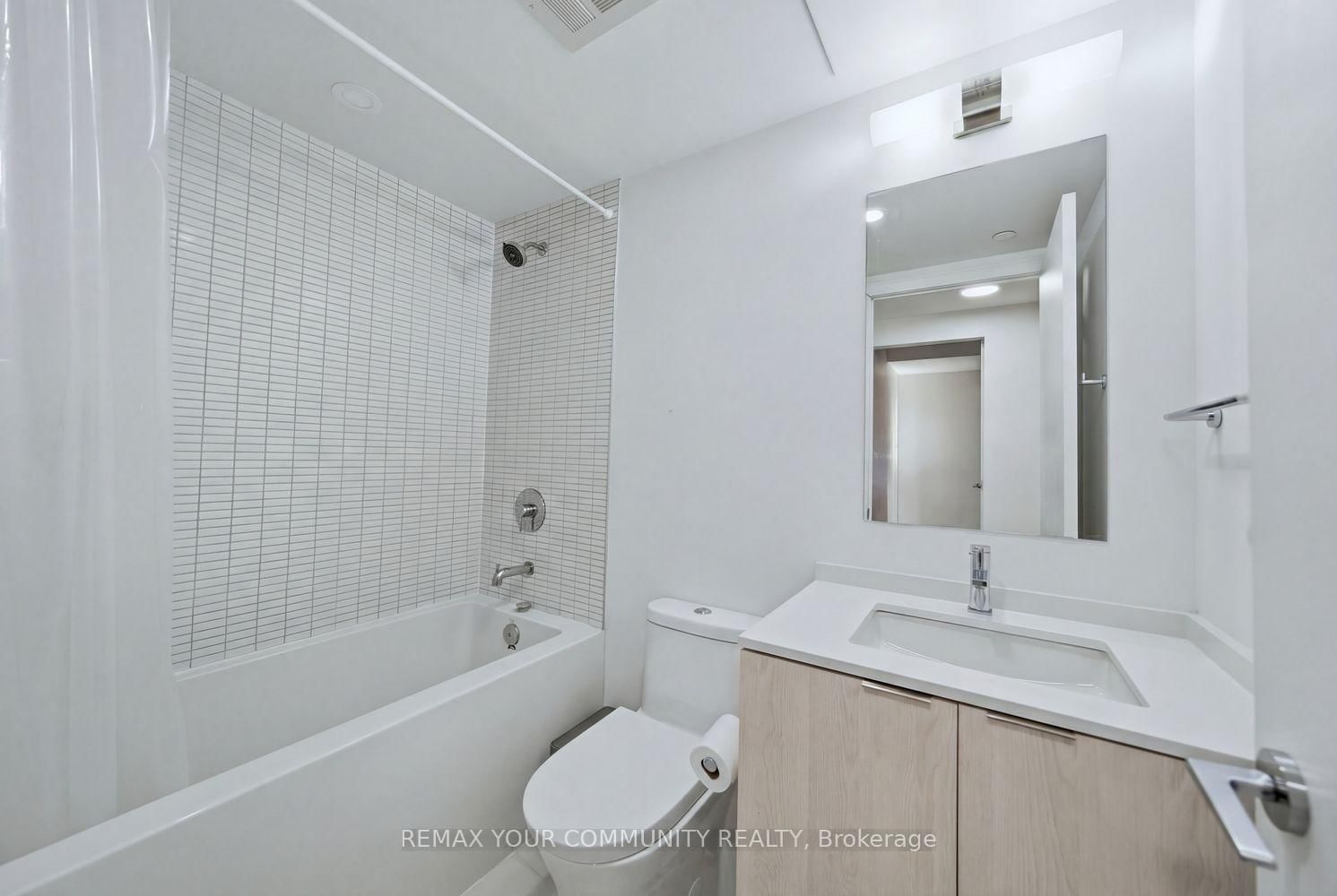 Condo for sale at 1317-1 Jarvis Street, Hamilton, Ontario, L8R 3J2 - Beasley - MLS: X12936898