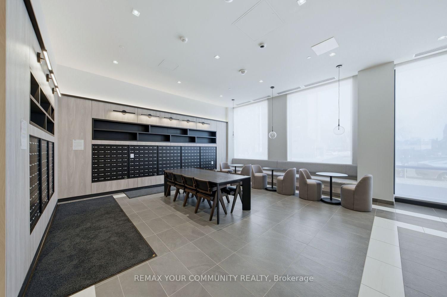 Condo for sale at 1317-1 Jarvis Street, Hamilton, Ontario, L8R 3J2 - Beasley - MLS: X12936898