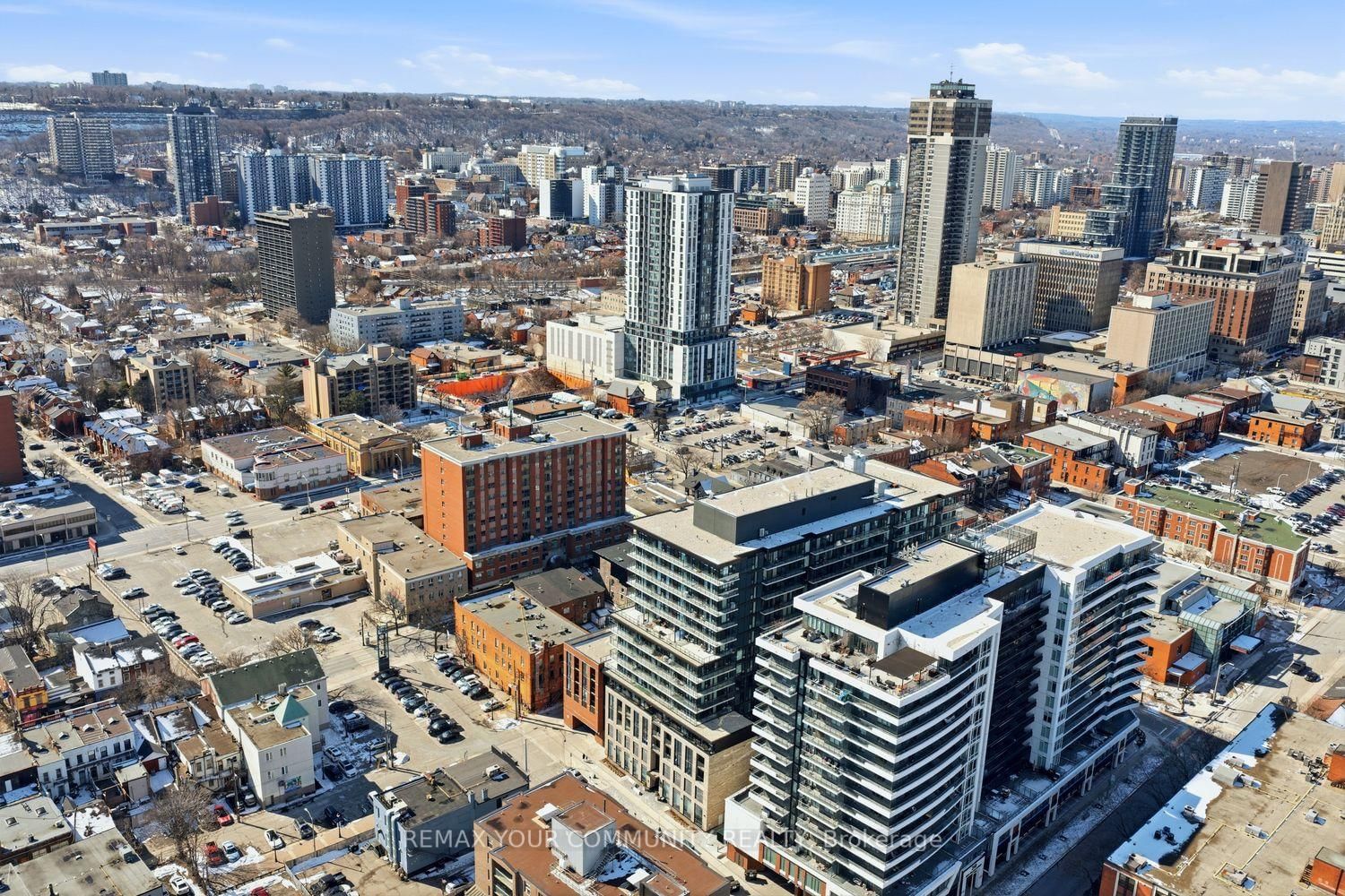 Condo for sale at 1317-1 Jarvis Street, Hamilton, Ontario, L8R 3J2 - Beasley - MLS: X12936898