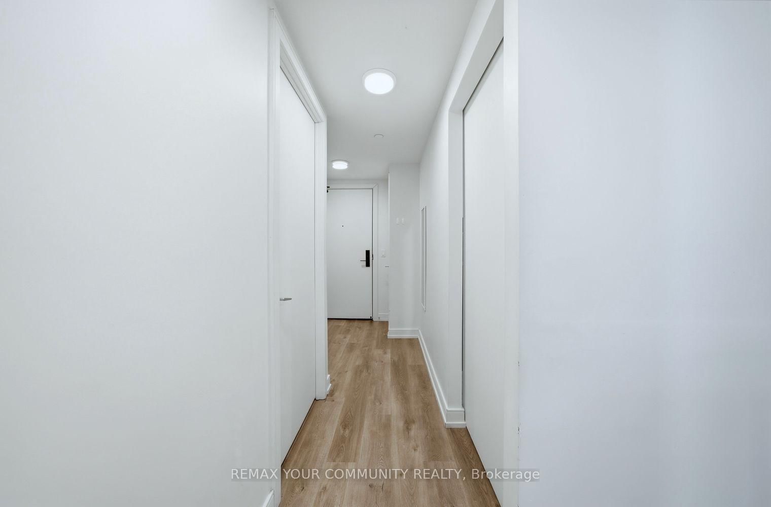 Condo for sale at 1317-1 Jarvis Street, Hamilton, Ontario, L8R 3J2 - Beasley - MLS: X12936898