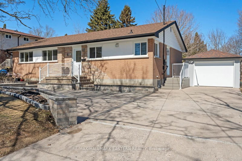 5 Ferndale Ave, Peterborough, K9J 1L9 | Image 2