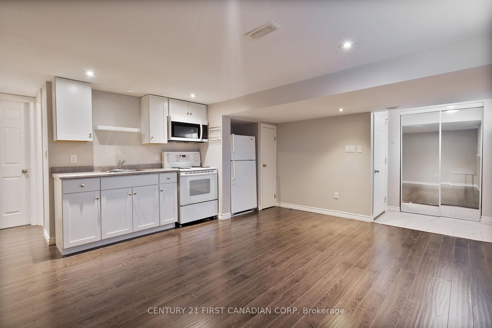 321 Spruce Street - Photo 32