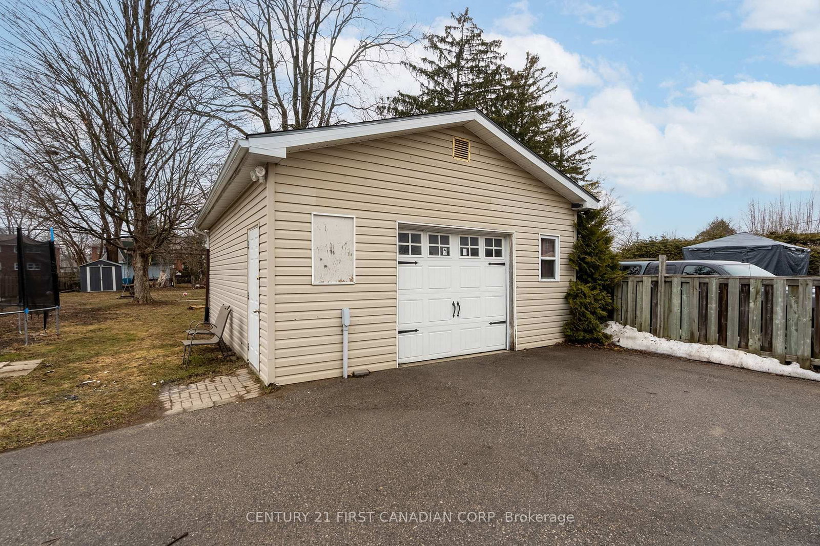 321 Spruce Street - Photo 39