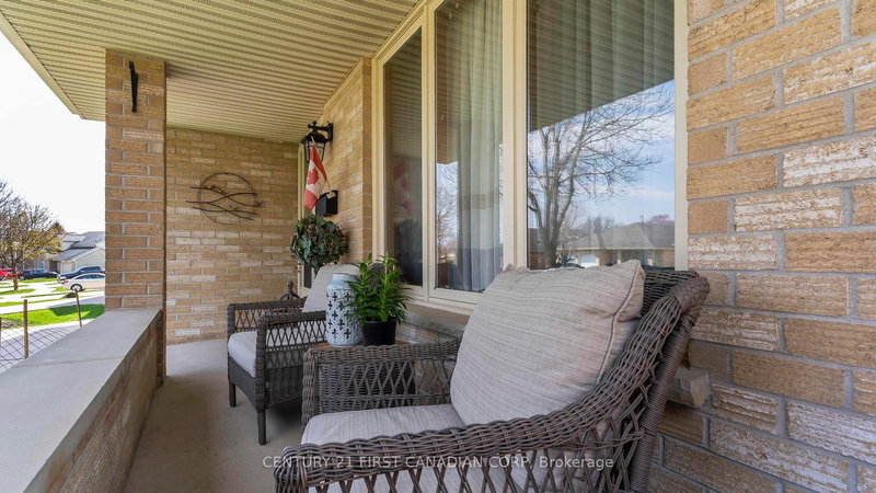 100 Josselyn Dr W, London South, N6E 3V6 | Image 3