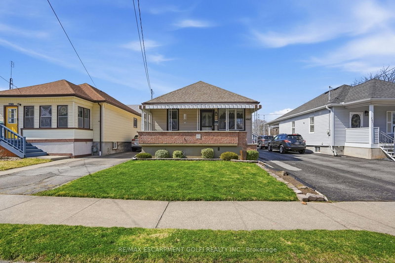 home for sale on 4867 SIXTH Avenue