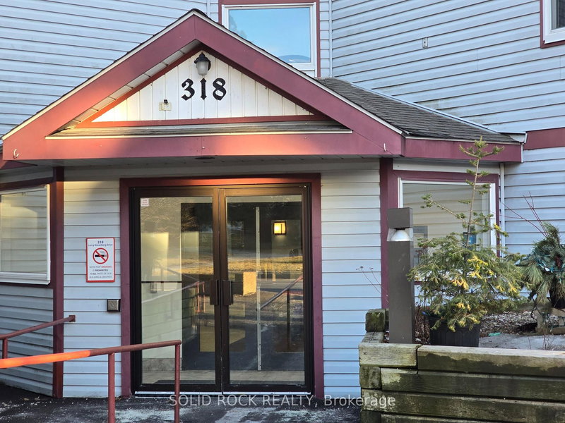 home for lease on 418-318 Lorry Greenberg Drive S