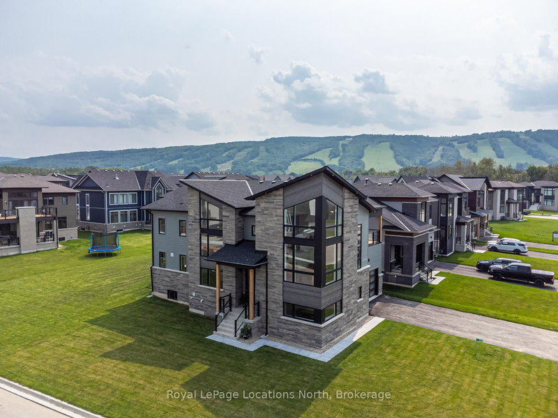 home for lease on 157 SPRINGSIDE Crescent