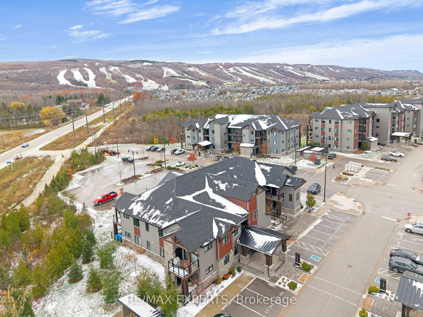 22 Beckwith Lane, Unit 101 - Photo 2