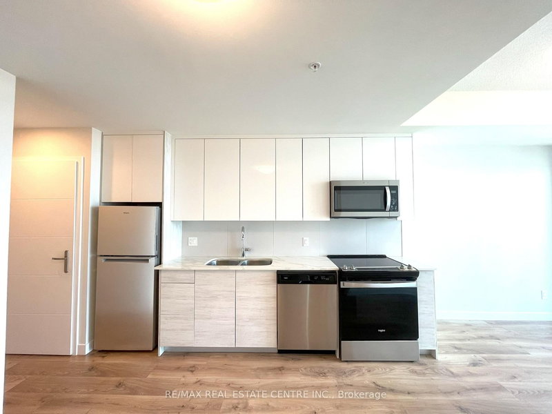 home for sale on 2505-60 Frederick Street