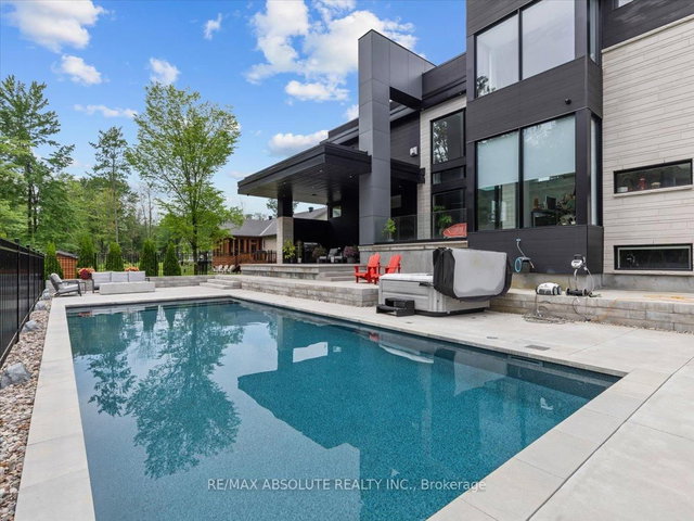 553 SHOREWAY Drive