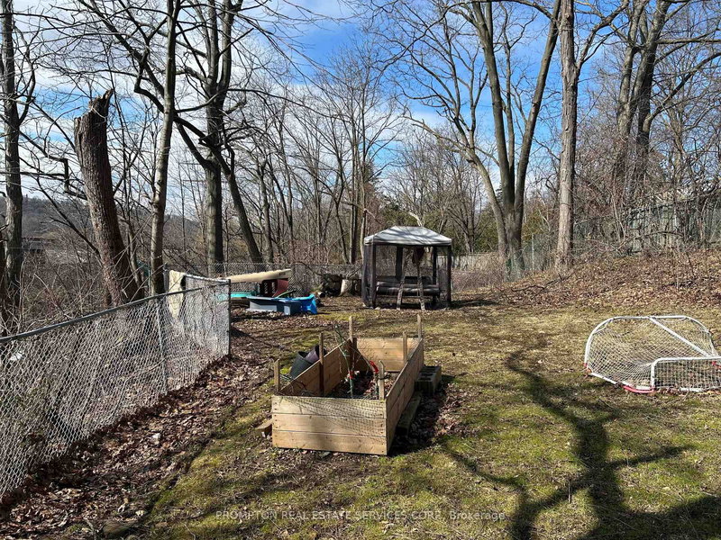 195 Cline Ave S, Hamilton, L8S 1W5 | Image 3