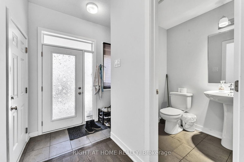 67 Kindred Row, Ottawa, K2S 2Z6 | Image 3