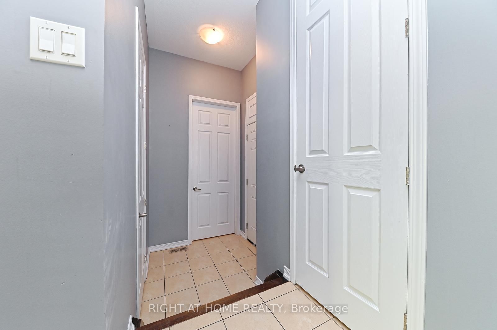 292 Falling Green Crescent - Photo 11