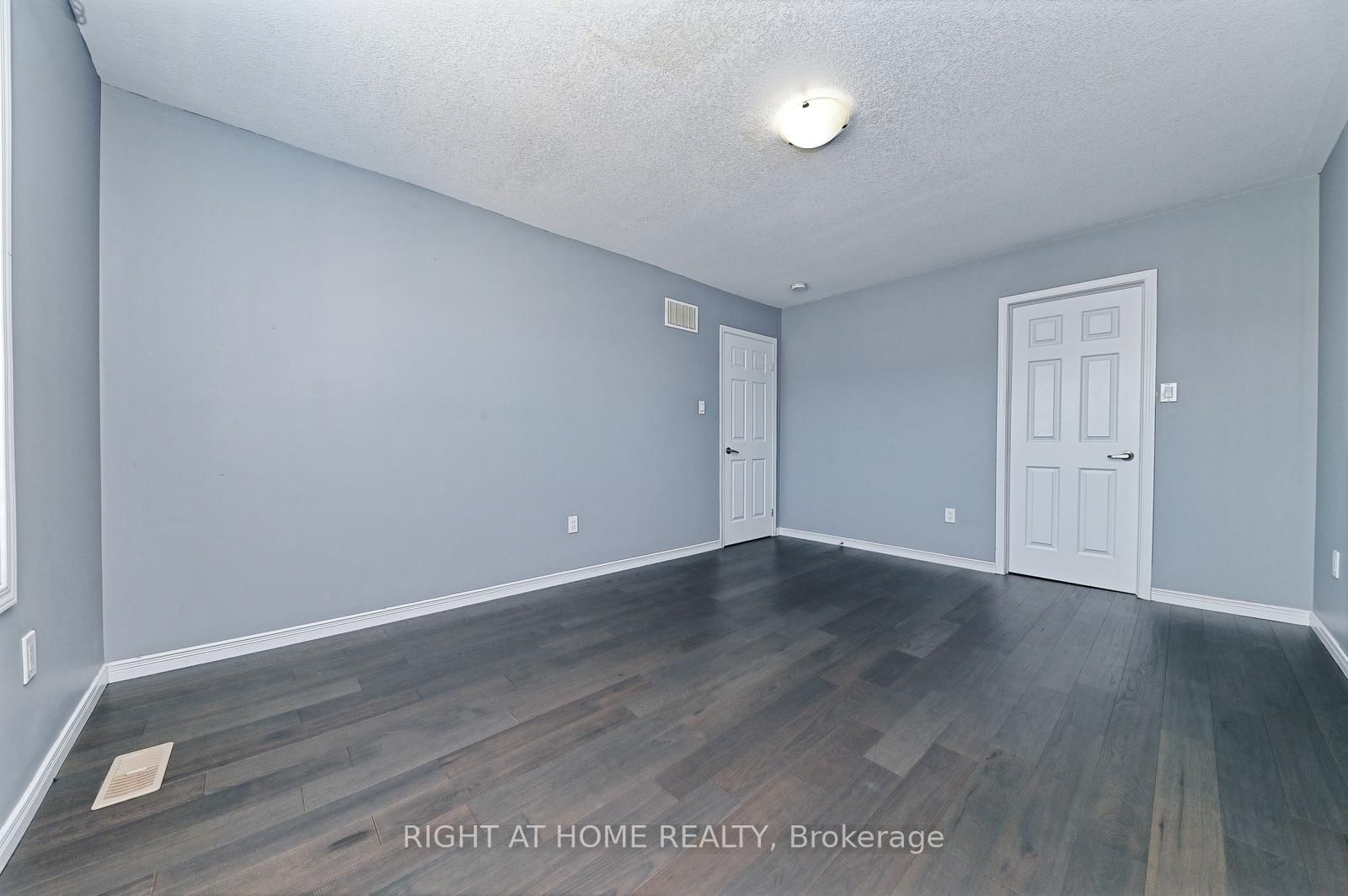 292 Falling Green Crescent - Photo 24