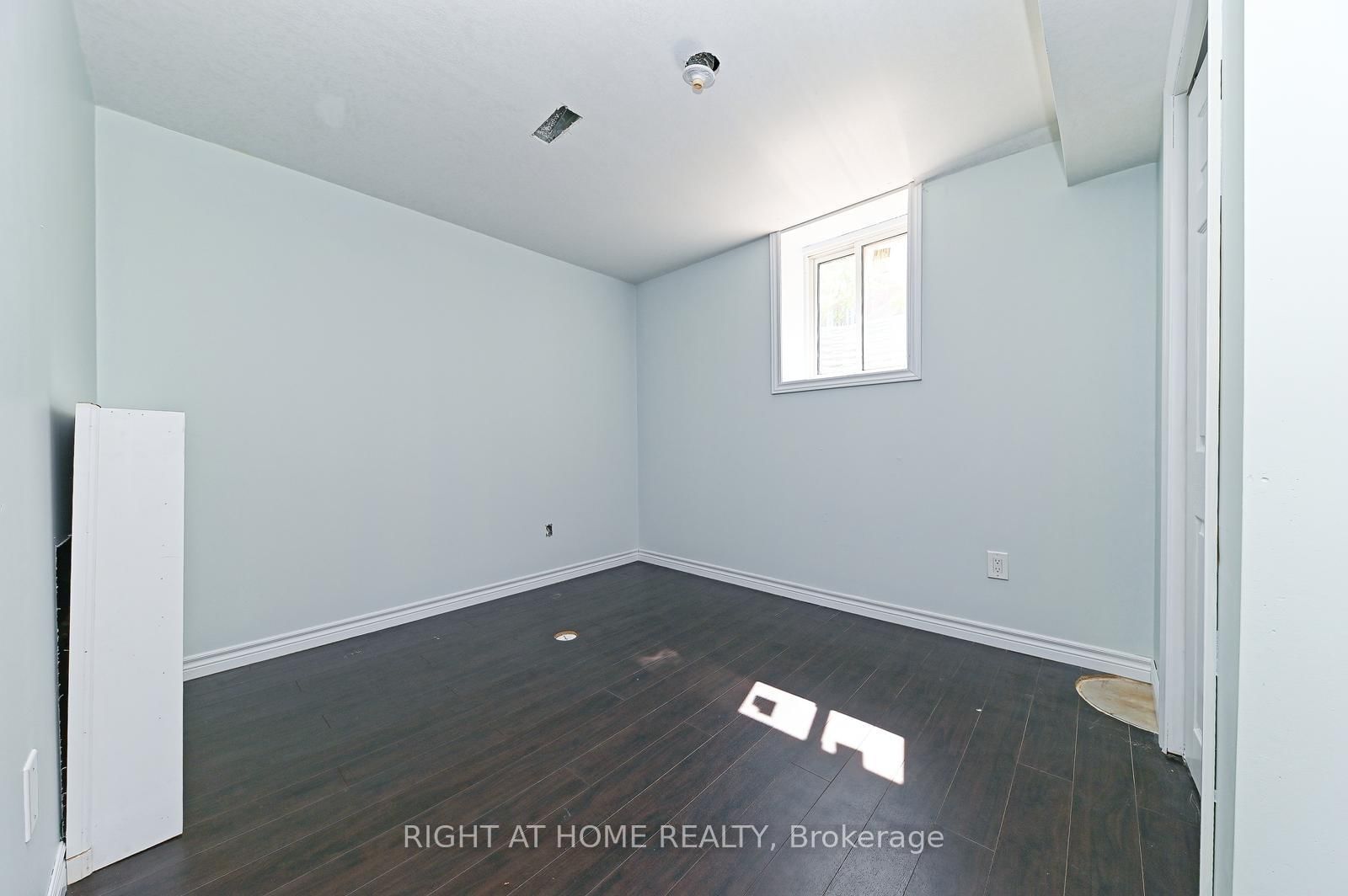 292 Falling Green Crescent - Photo 30