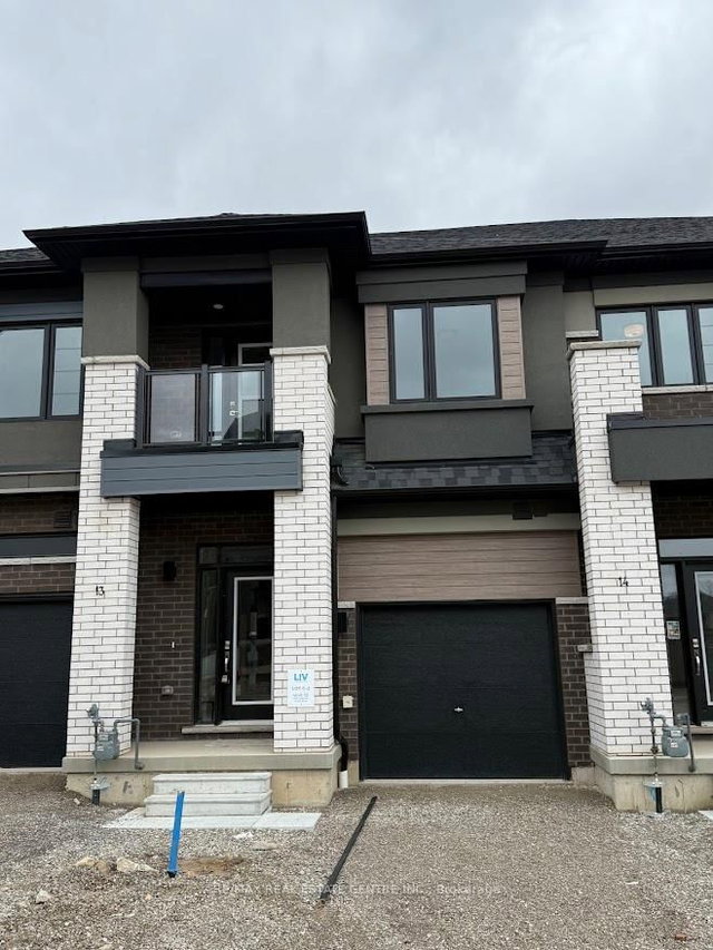 13 - 660 Colborne Street W