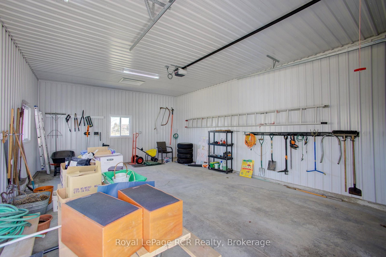 440 S Reserve Avenue • North Perth, ON photo 22
