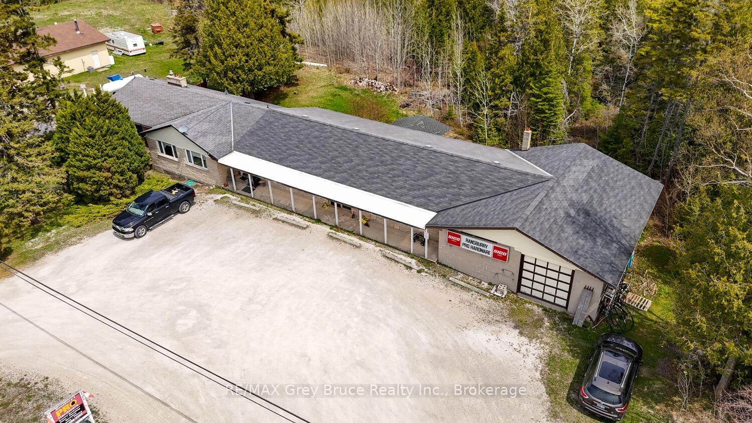 7382 Highway 6