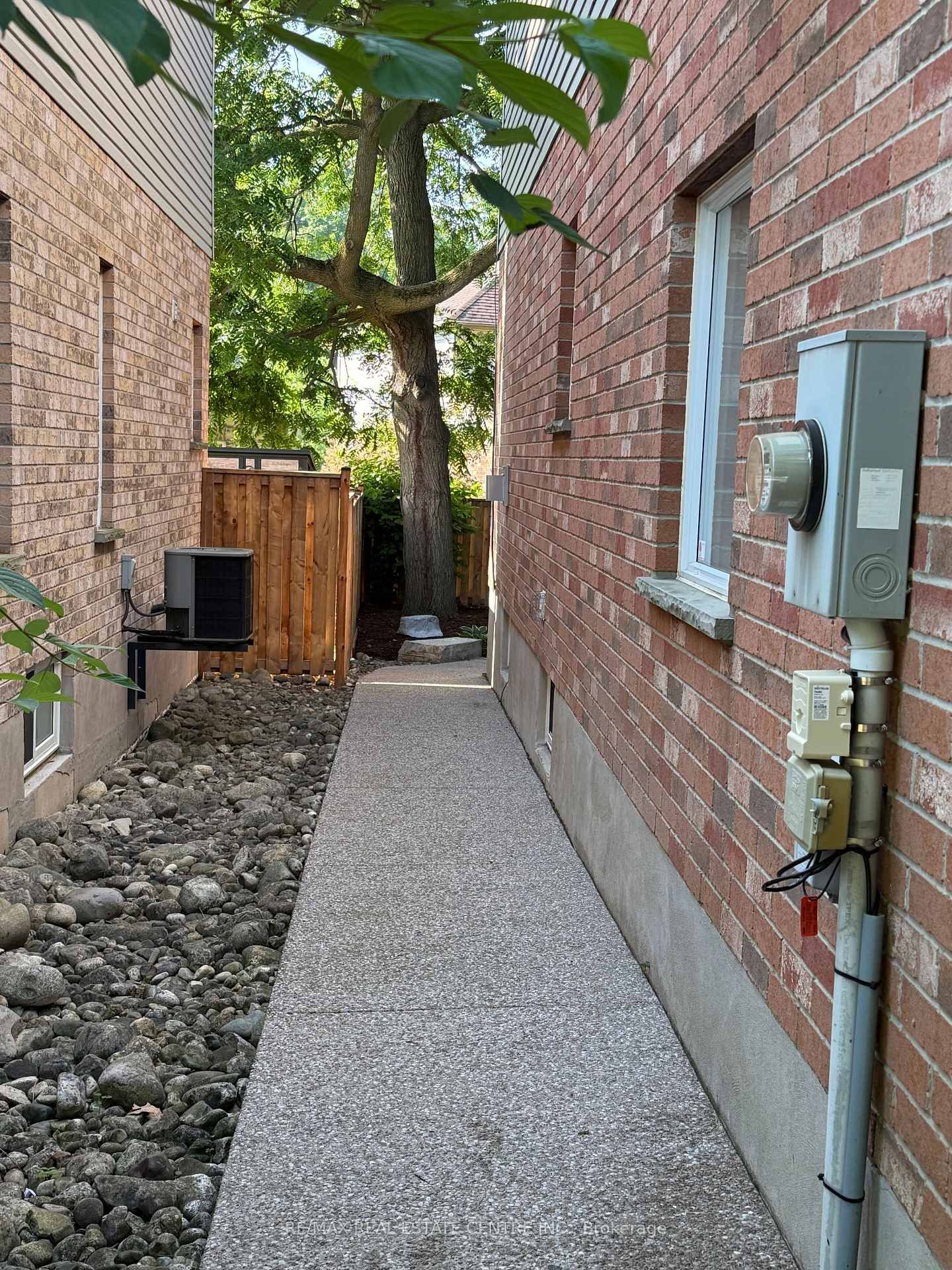 Listing Image 41