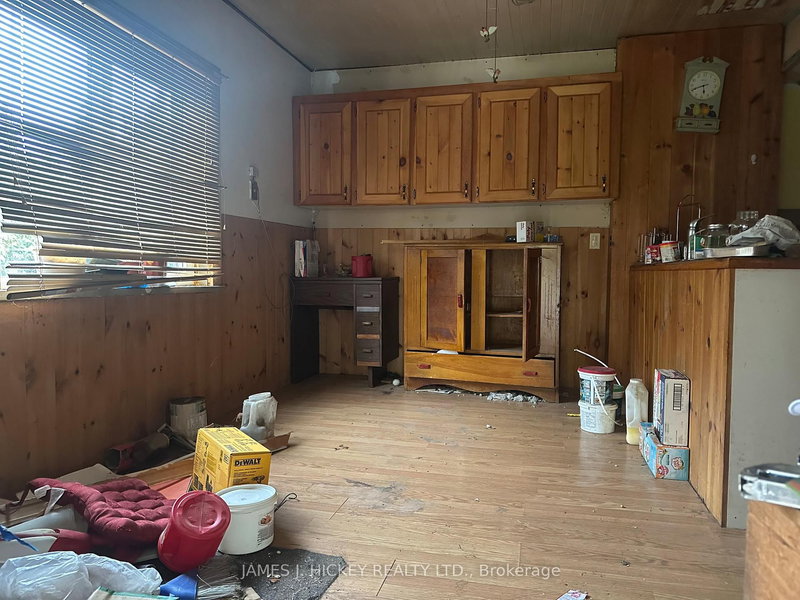 979 Lea St, Pembroke, K8A 6H9 | Image 2