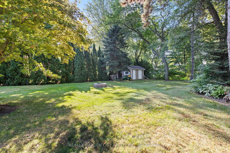 629 Penner St, Niagara-on-the-Lake, L0S 1T0 | Image 3