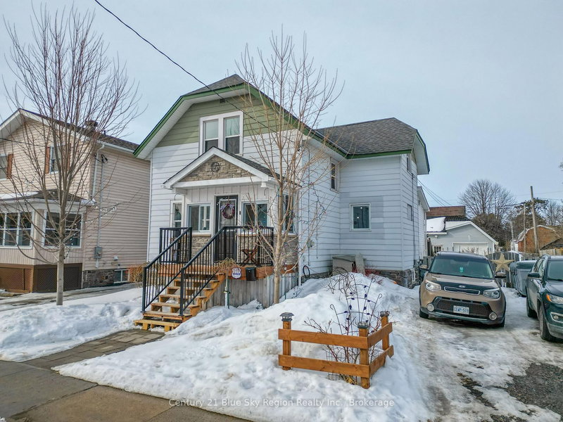 127 Fifth Ave E, North Bay, P1B 1N5 | Image 2