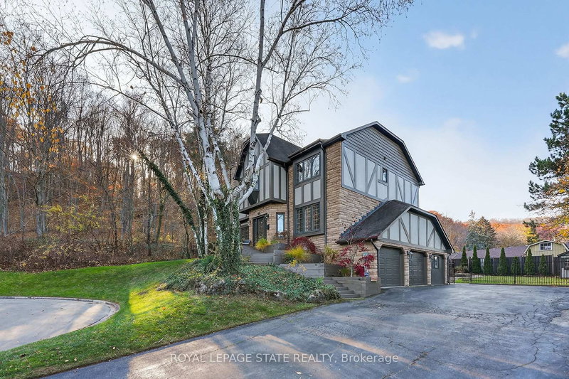 40 Parkwood Rd, Grimsby, L3M 4K9 | Image 2