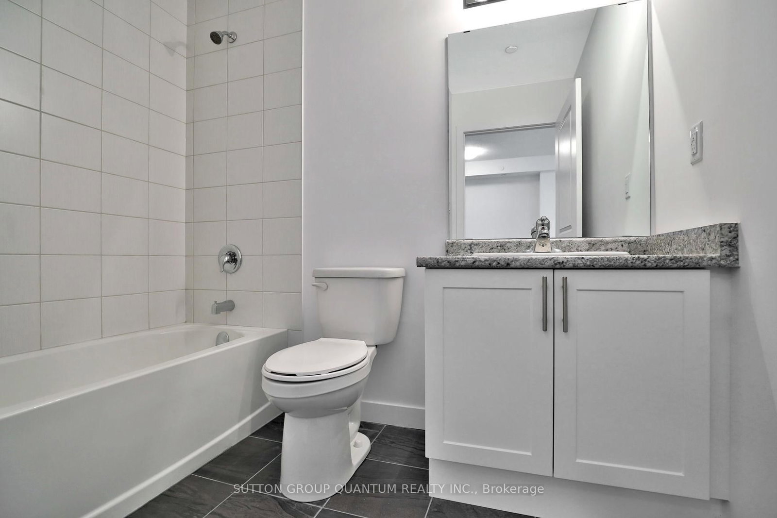 Condo for lease at 319-101 Shoreview Place, Hamilton, Ontario, L8E 0K2 - Stoney Creek - MLS: X12938644