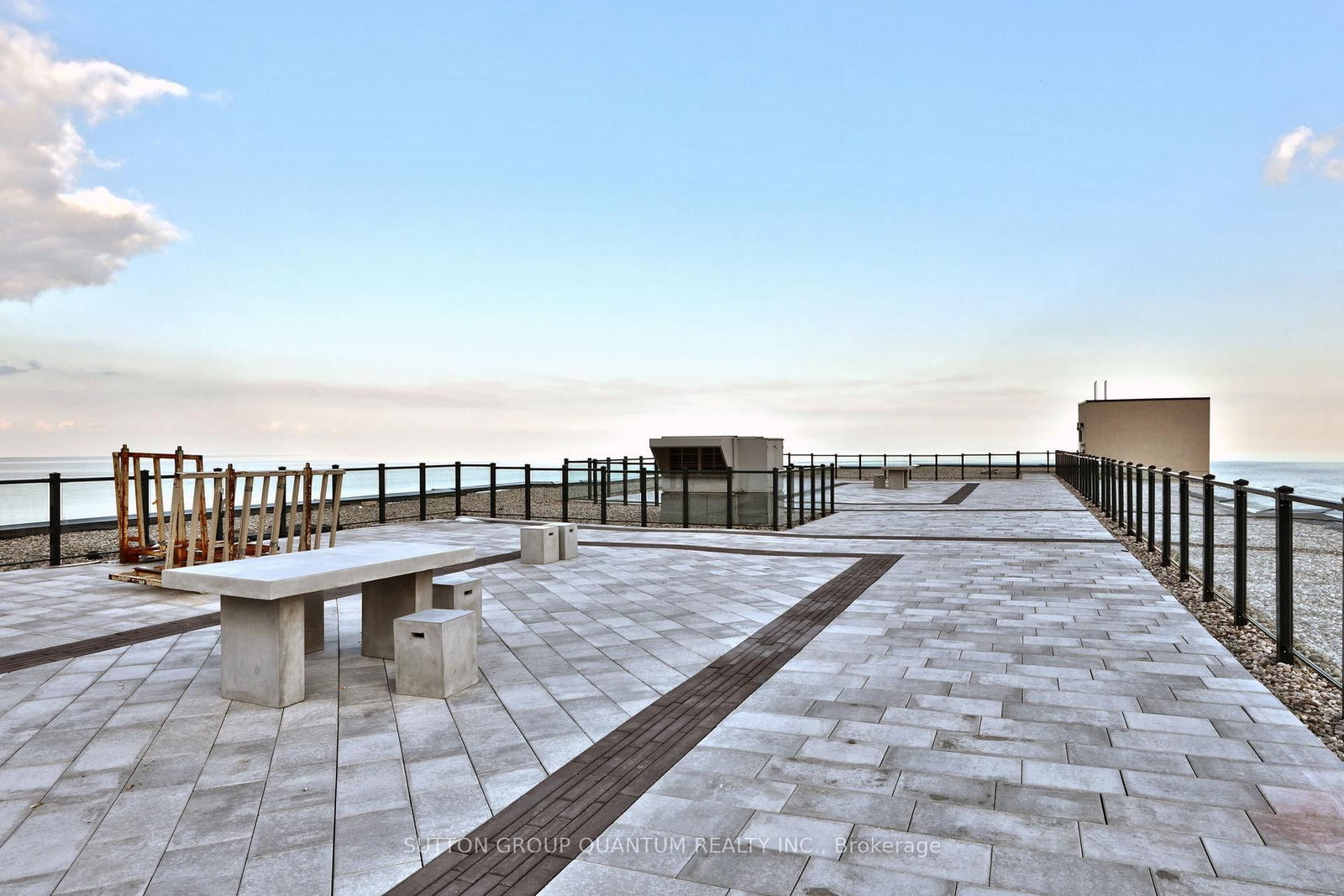 Condo for lease at 319-101 Shoreview Place, Hamilton, Ontario, L8E 0K2 - Stoney Creek - MLS: X12938644