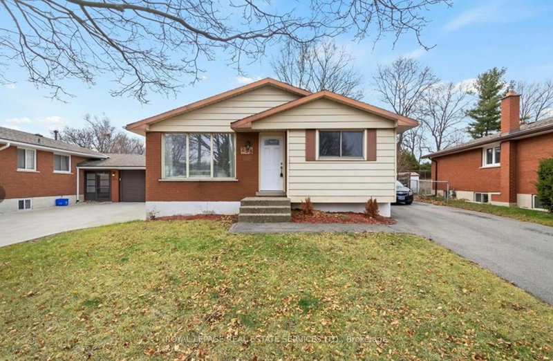 home for lease on Main-298 West 18th Street