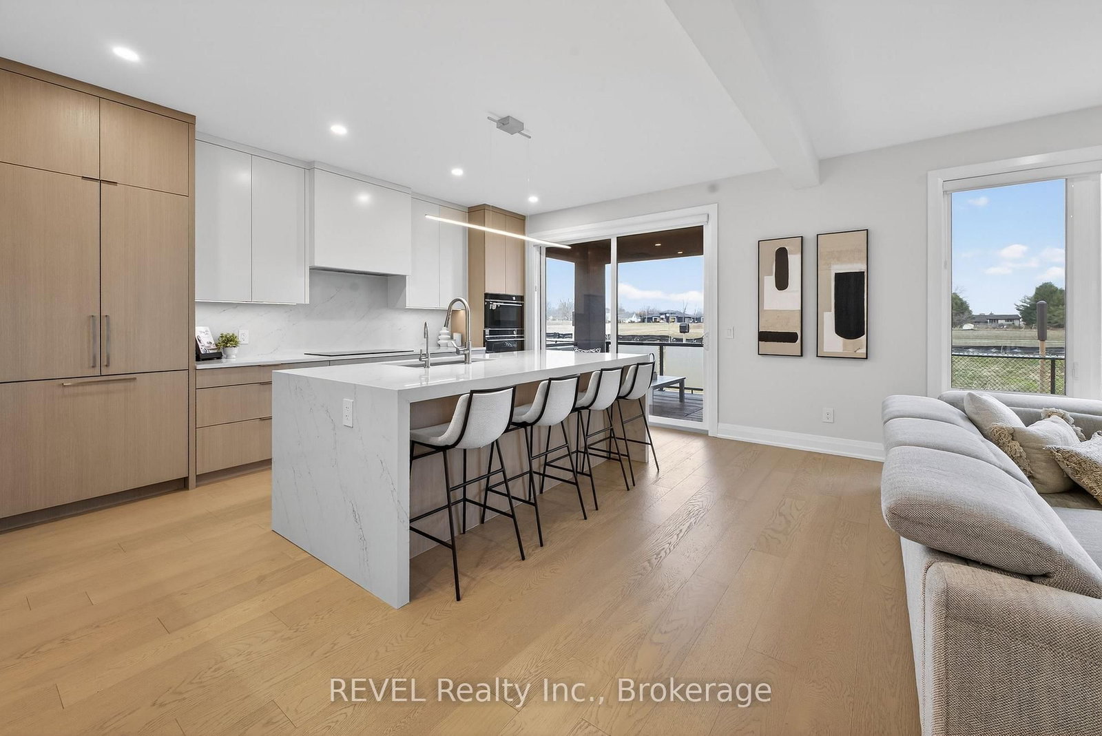 Detached House for sale at 17 Arsenault Crescent, Pelham, Ontario, L0S 1E1 - Fonthill - MLS: X12938802