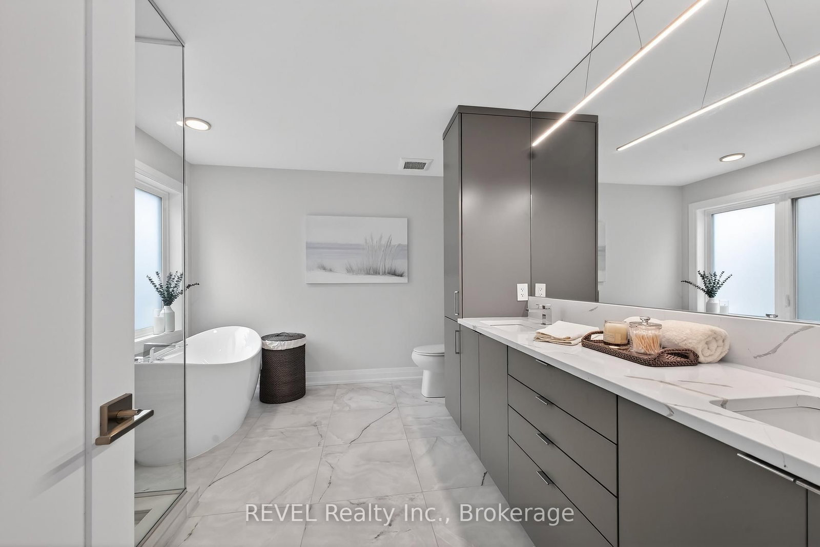 Detached House for sale at 17 Arsenault Crescent, Pelham, Ontario, L0S 1E1 - Fonthill - MLS: X12938802