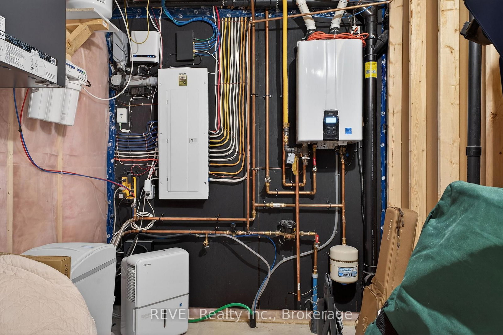 Detached House for sale at 17 Arsenault Crescent, Pelham, Ontario, L0S 1E1 - Fonthill - MLS: X12938802