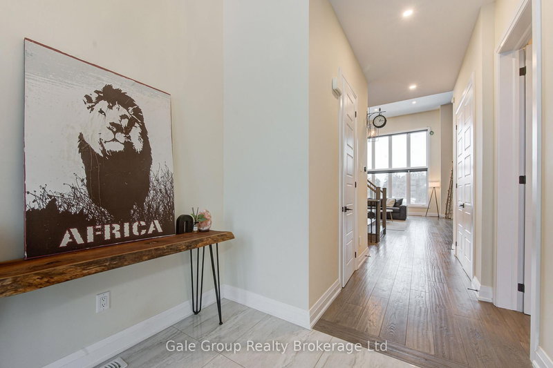 409 Somme St, Woodstock, N4T 0K3 | Image 2