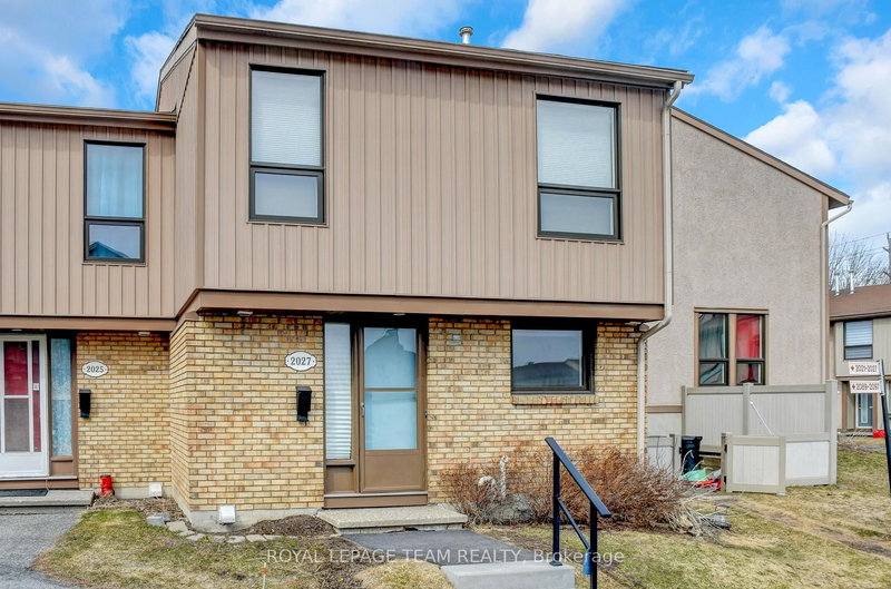 35 - 2027 Stonehenge Cres, Ottawa, K1B 4N7 | Image 2