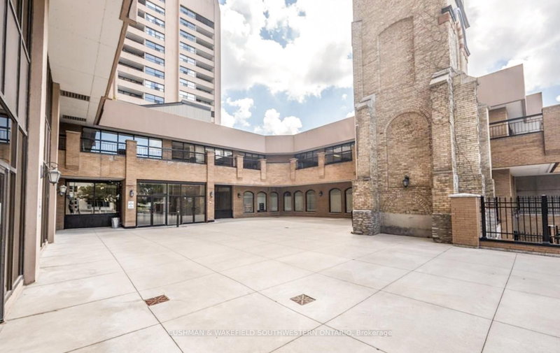 207-209 - 379 Dundas St, London East, N6B 1V5 | Image 2