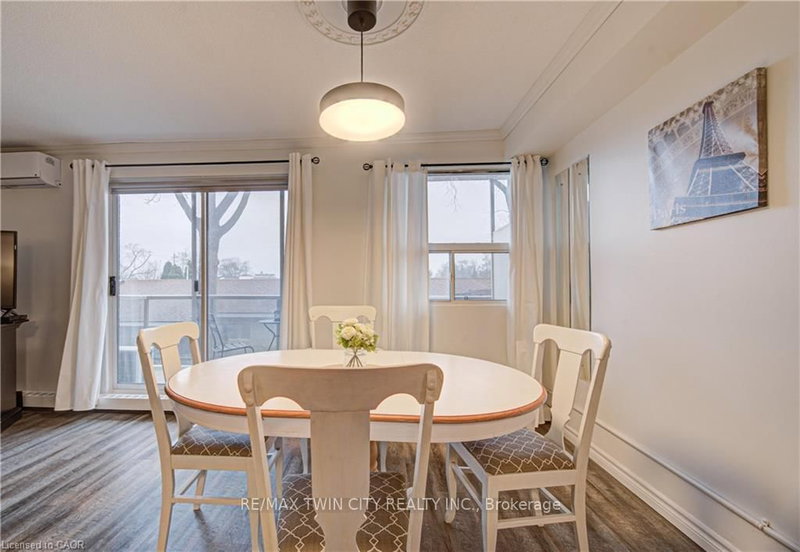 202 - 793 COLBORNE Street