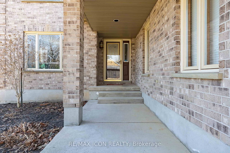 227 William St E, North Middlesex, N0M 2K0 | Image 3