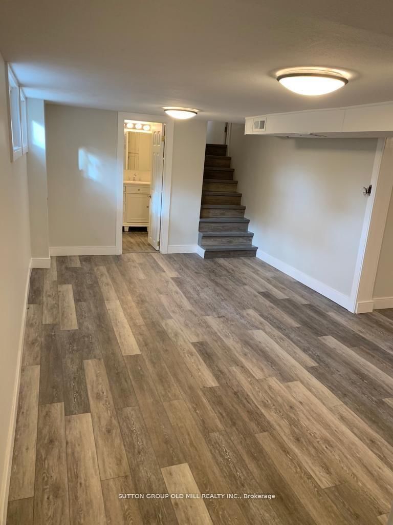 Bsmt - 251 Erb St E, Waterloo, N2J 1N2 | Image 3