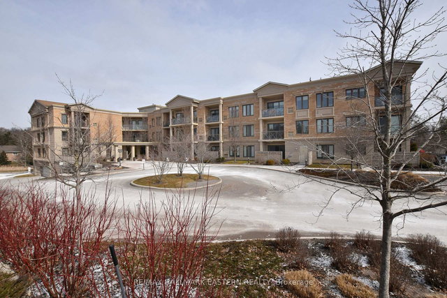 PH10 - 869 Clonsilla Avenue