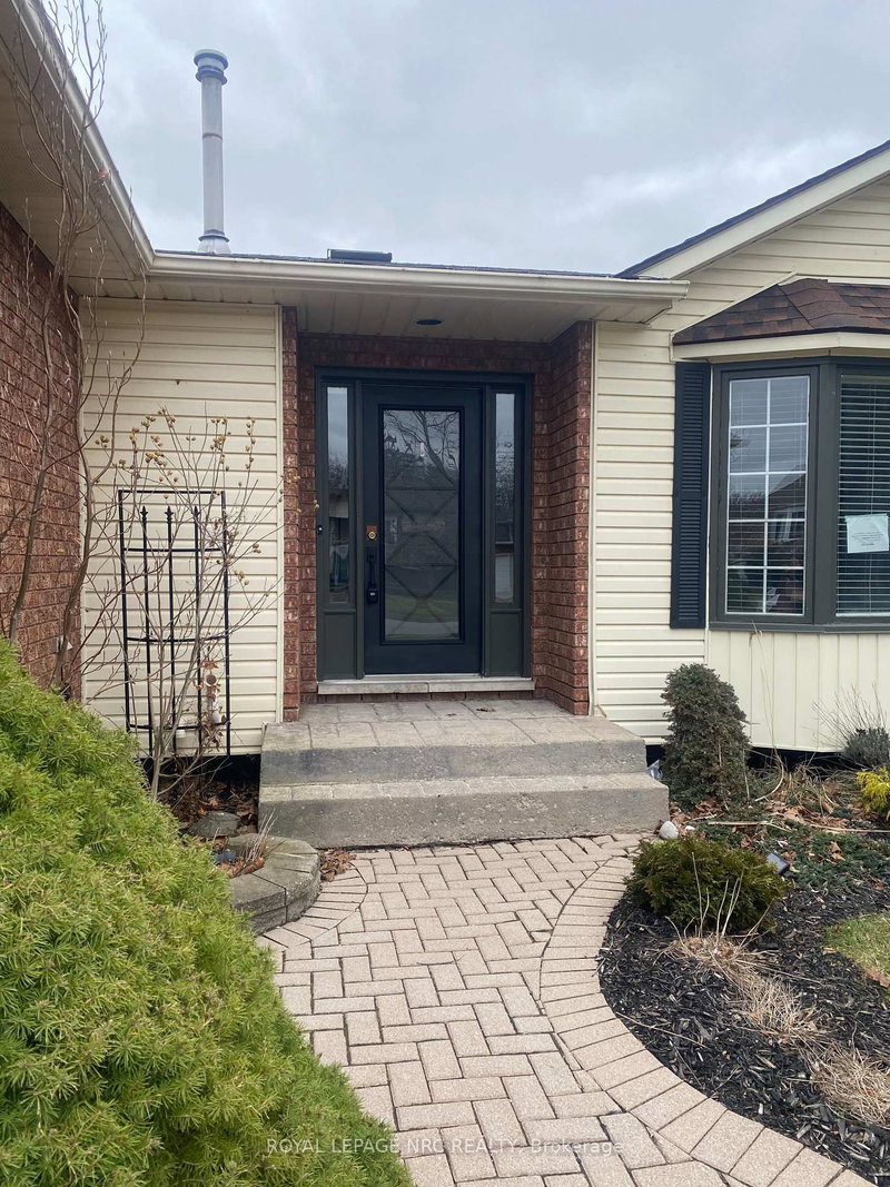 3681 Sussex Lane, Fort Erie, L0S 1S0 | Image 3