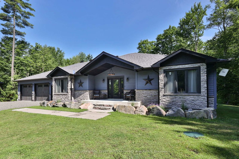 1068 Xavier St, Gravenhurst, P0E 1G0 | Image 2
