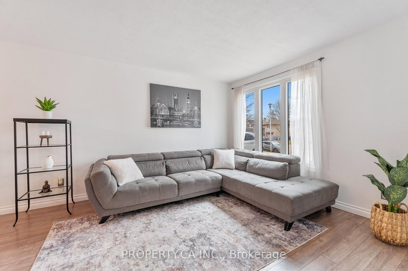 81 Stirling Macgregor Dr, Cambridge, N1S 4P4 | Image 3